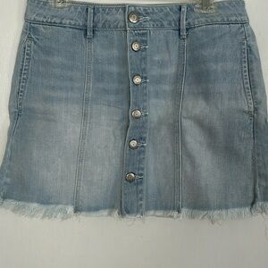 American Eagle button-down mini skirt, size 8.
